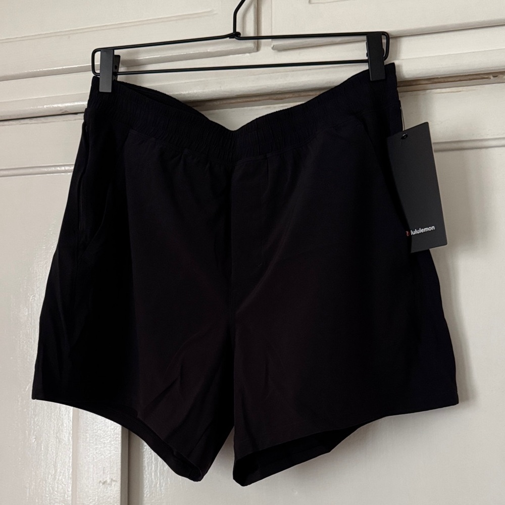 lululemon pace breaker shorts 5”